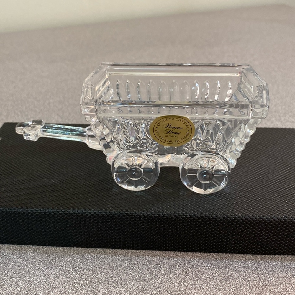 Princess House - Vintage 24% lead crystal wagon.